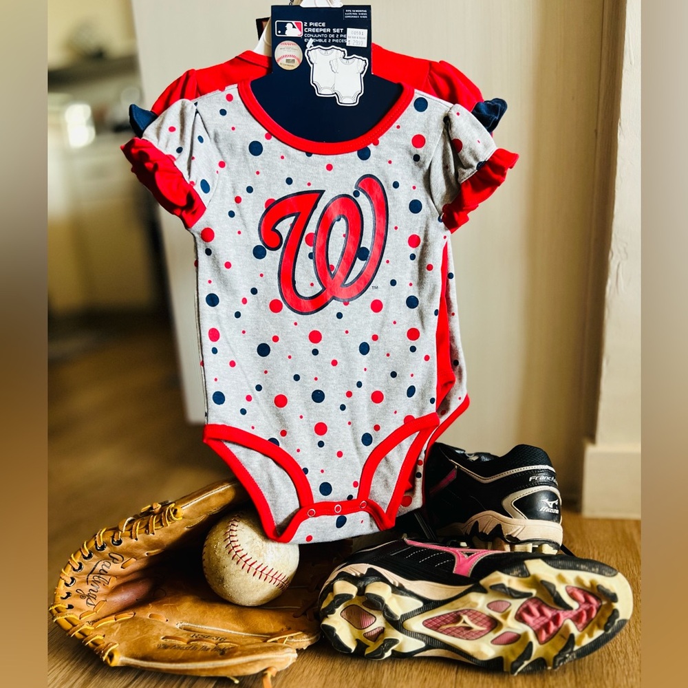 MLB Onesie - Washington Nationals Scream & Shout Two-Pack - Never worn Brand New